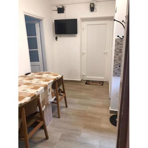 Apartmanház 2
