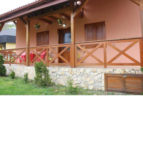 Apartmany u Janka Vinné Jazero