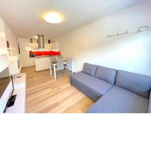 Apartment 19