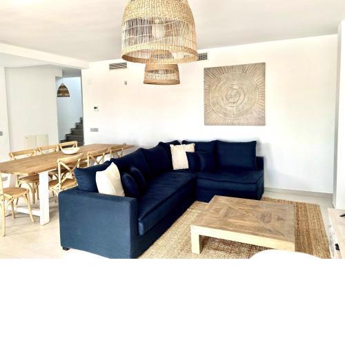 Apartment 3 bdrm brand new close to Golf and Beach