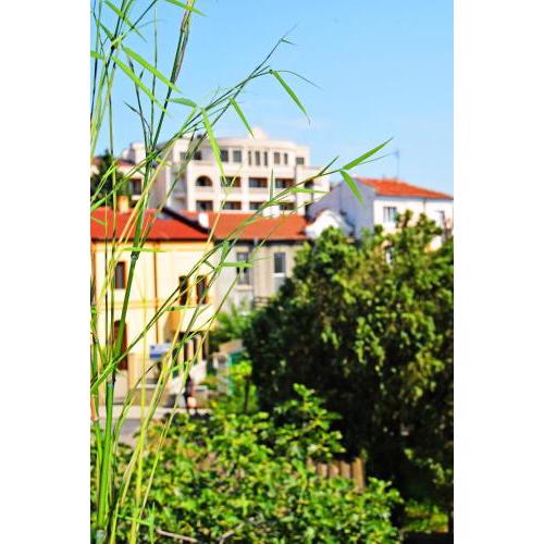 Apartment 4 CITY's SIGHTS and BEACH