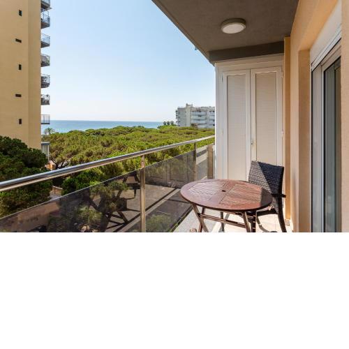 Apartment 60 mtres from the beach