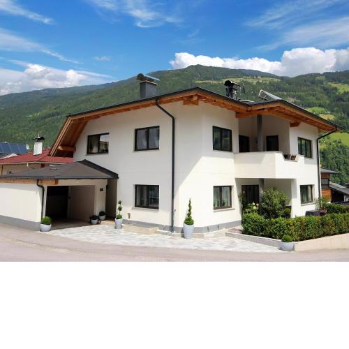 Apartment Alpina