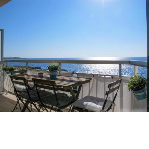 Apartment Apartment S'Illot-Cala Morlanda
