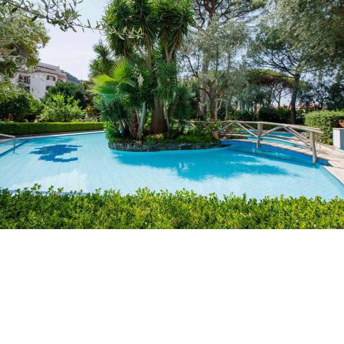 Apartment Bianca with shared pool
