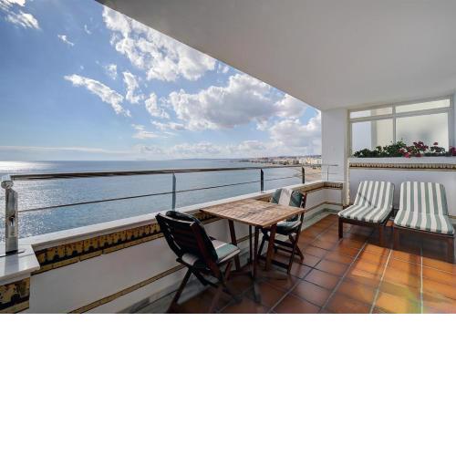 Apartment Boulevard 302