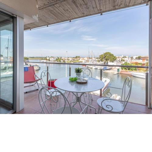 Apartment Cap Mestral