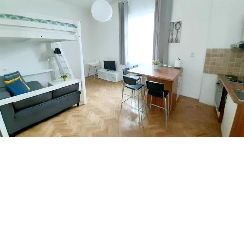 Apartment Cecil - Old Town