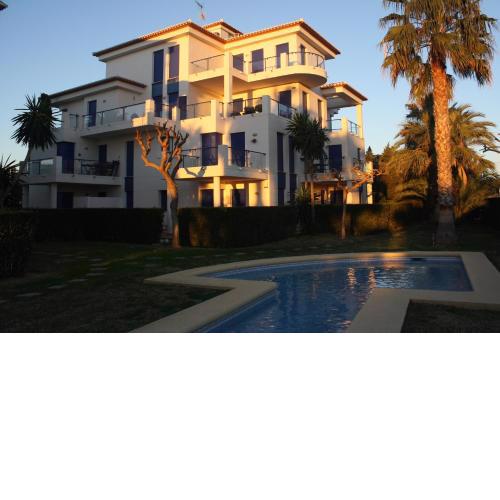 Apartment close to the Beach