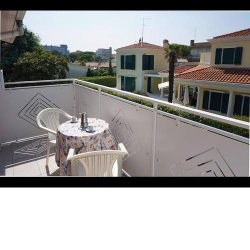 Apartment for six guests ideal for holidays by Beahost Rentals