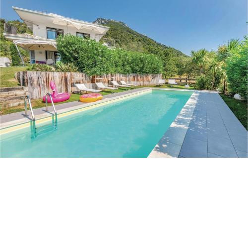 Apartment Gaino 60 with Outdoor Swimmingpool
