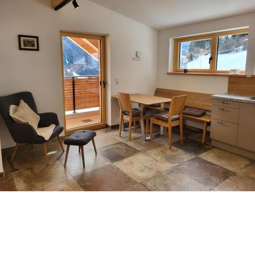 Apartment Holzfuchs Homes-3