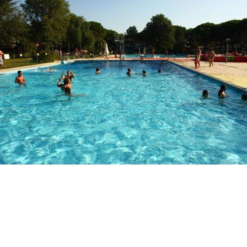 Apartment House in village with swimming pool - By Beahost Rentals