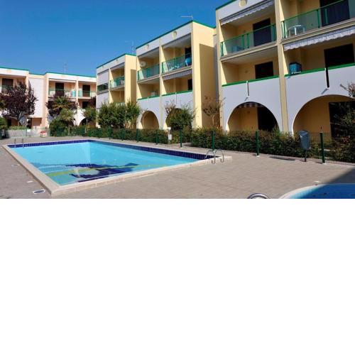 Apartment in a village with swimming pool and balcony - By Beahost Rentals