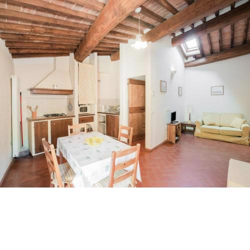 Apartment in authentic hamlet near Florence