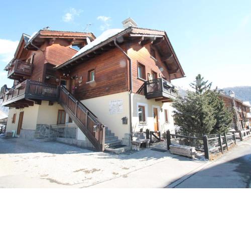 Apartment in Baita just 200 meters away from the ski lifts