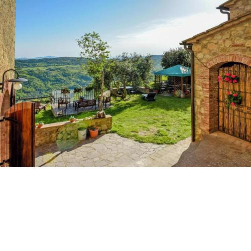 Apartment in Civitella Paganico with gas heating