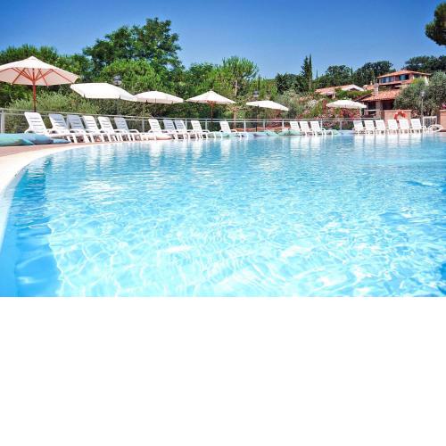 Apartment in Guardistallo with heating