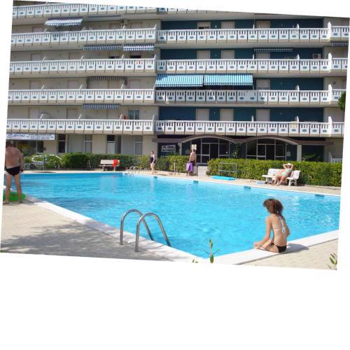 Apartment in Porto Santa Margherita 40140