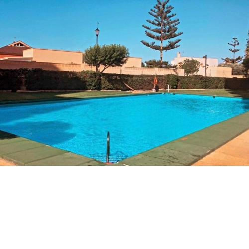 Apartment in Roquetas de Mar with pool