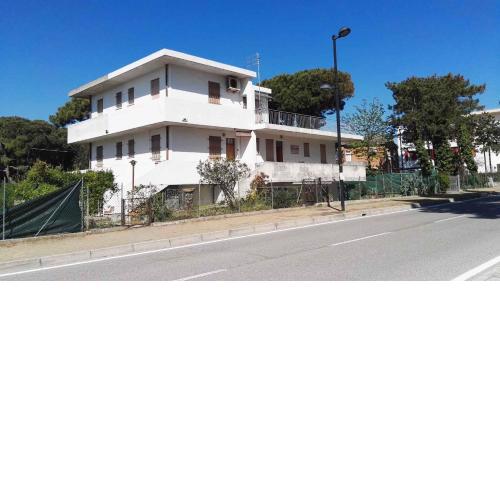 Apartment in Rosolina Mare 33096