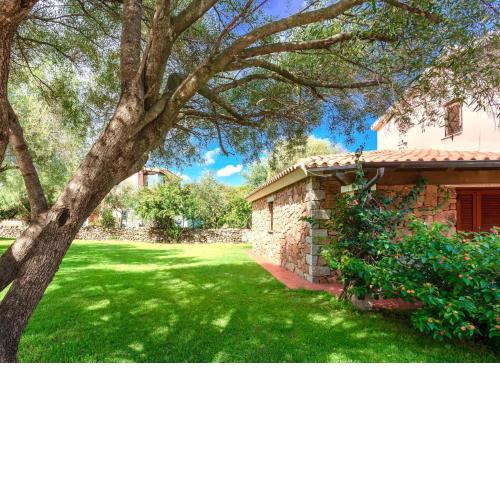 Apartment in San Teodoro 43452