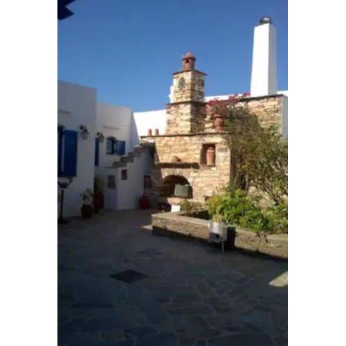 Apartment in the center of Artemonas, Sifnos