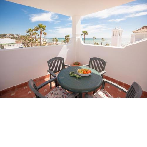 Apartment in the center of La Cala de Mijas with Sea Views
