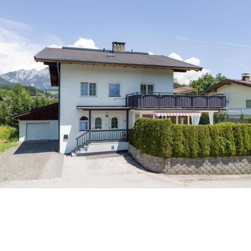 Apartment in the cozy center of Söll with pool