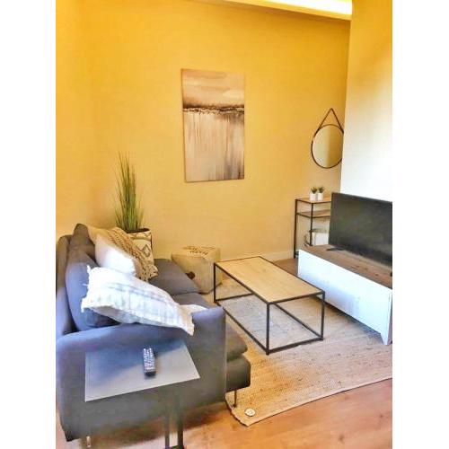 Apartment in the historical Plaza de la Villa
