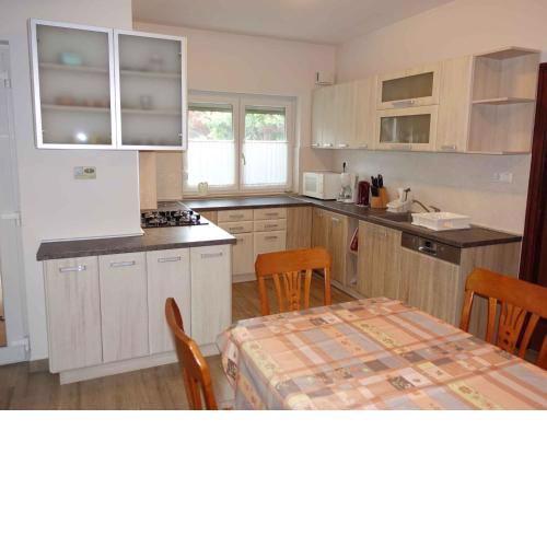 Apartment in Zamardi - Balaton 40474