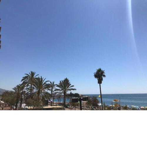 Apartment just 1 minute from the beach.