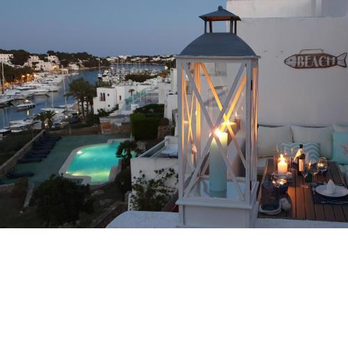 APARTMENT MARINA CALADOR HARBOURVIEW AIR CONDITION POOL GARDEN TERRASSE PORTO CARI spectacular locatio