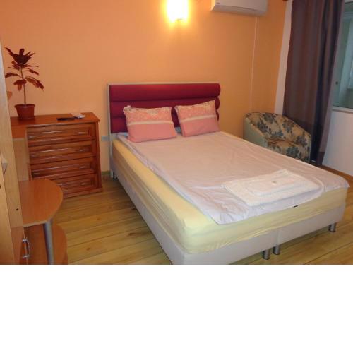 Apartment Moni 2