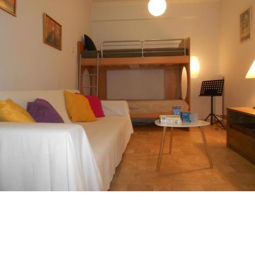 Apartment near Kamara