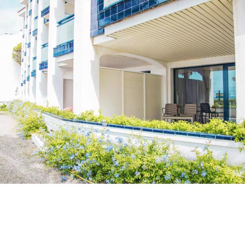 Apartment near the beach with air conditioning and sea view