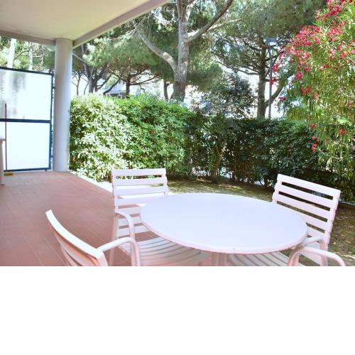 Apartment near the beach with private garden - By Beahost Rentals