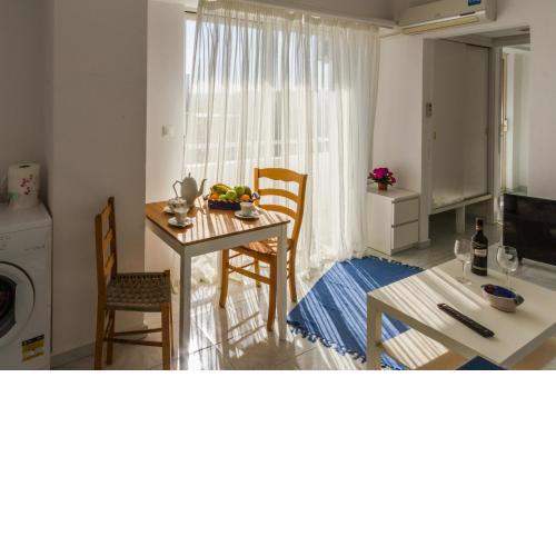 Apartment near the port