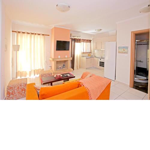 Apartment near the sea and the Athens airport , Artemida
