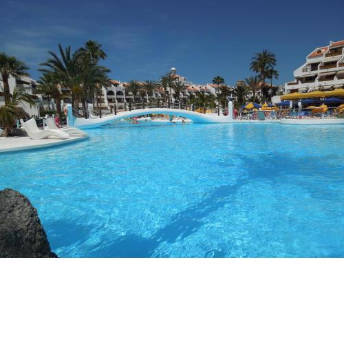 Apartment No 1 only 100 meters to beach, heated pool, wifi, balcony
