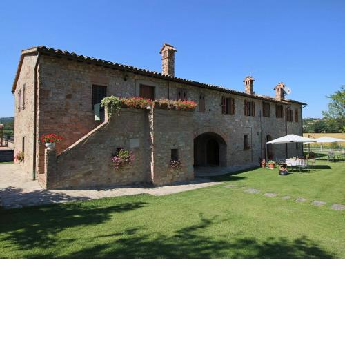 Apartment on farm amidst the Umbrian hills