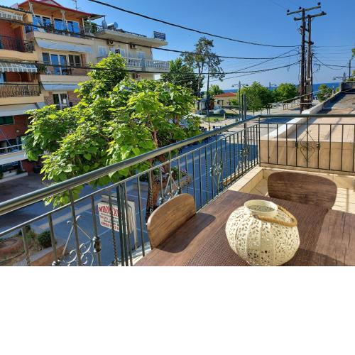 Apartment on main pedestrian street with view