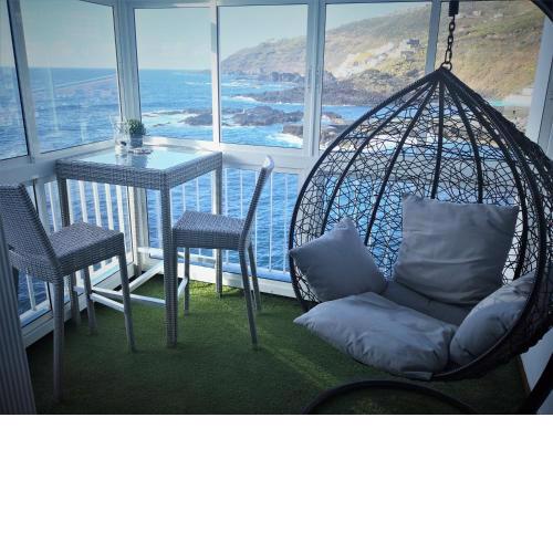 Apartment on the sea