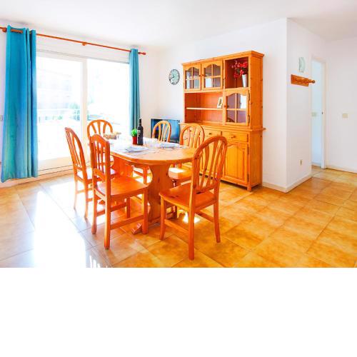 Apartment Platja de Roses-8