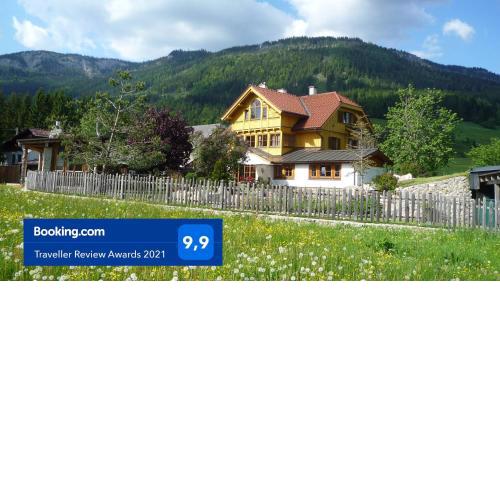 Apartment Schloemicher Leopold und Birgitt