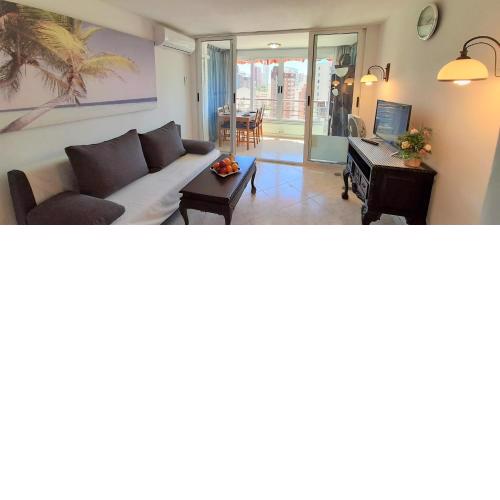 Apartment Sea View in Rincon de Loix- free parking, pool, Wi-Fi, new air conditioning