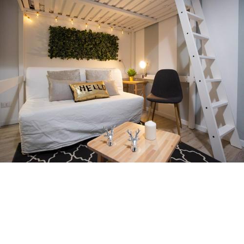 Apartment via Treviso 6