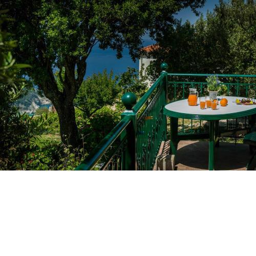 Apartment Voula Myrtos