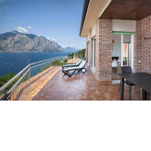 Apartment Windows On The Lake