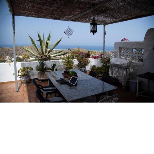 Apartment with a great terrace and views